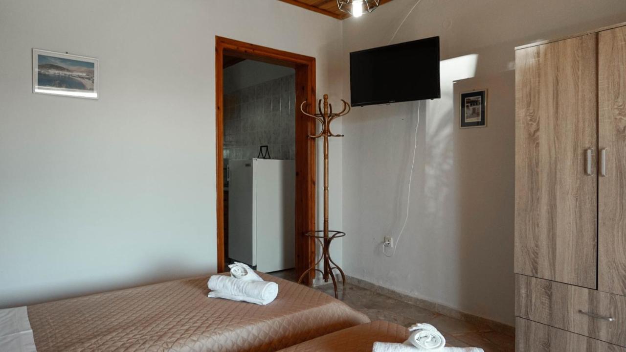 Soula Rooms Kini Buitenkant foto