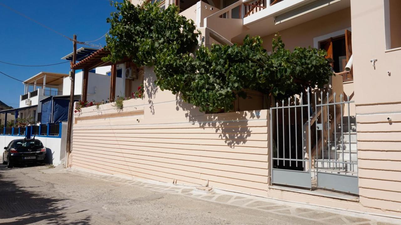 Soula Rooms Kini Buitenkant foto