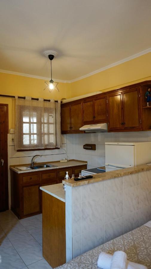 Soula Rooms Kini Buitenkant foto